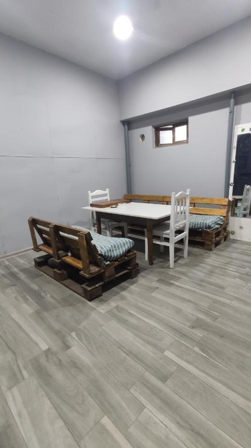 Home Apartments Батумі Екстер'єр фото